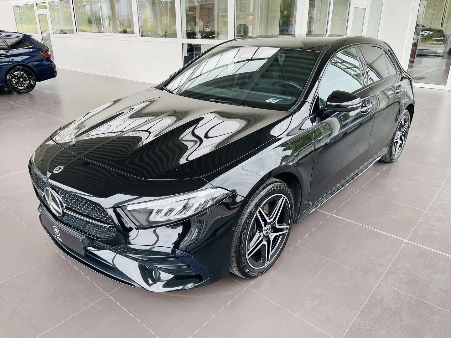 Mercedes-Benz A-CLASS 250 e PHEV * GARANITE + PACK AMG + LED, https://public.car-pass.be/vhr/8d06c2f4-0d02-41a4-8c72-2be45c3220d7