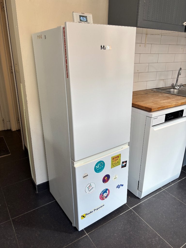 Frigo Etna, Electroménager, Avec compartiment congélateur, Utilisé, 45 à 60 cm, 150 à 200 litres