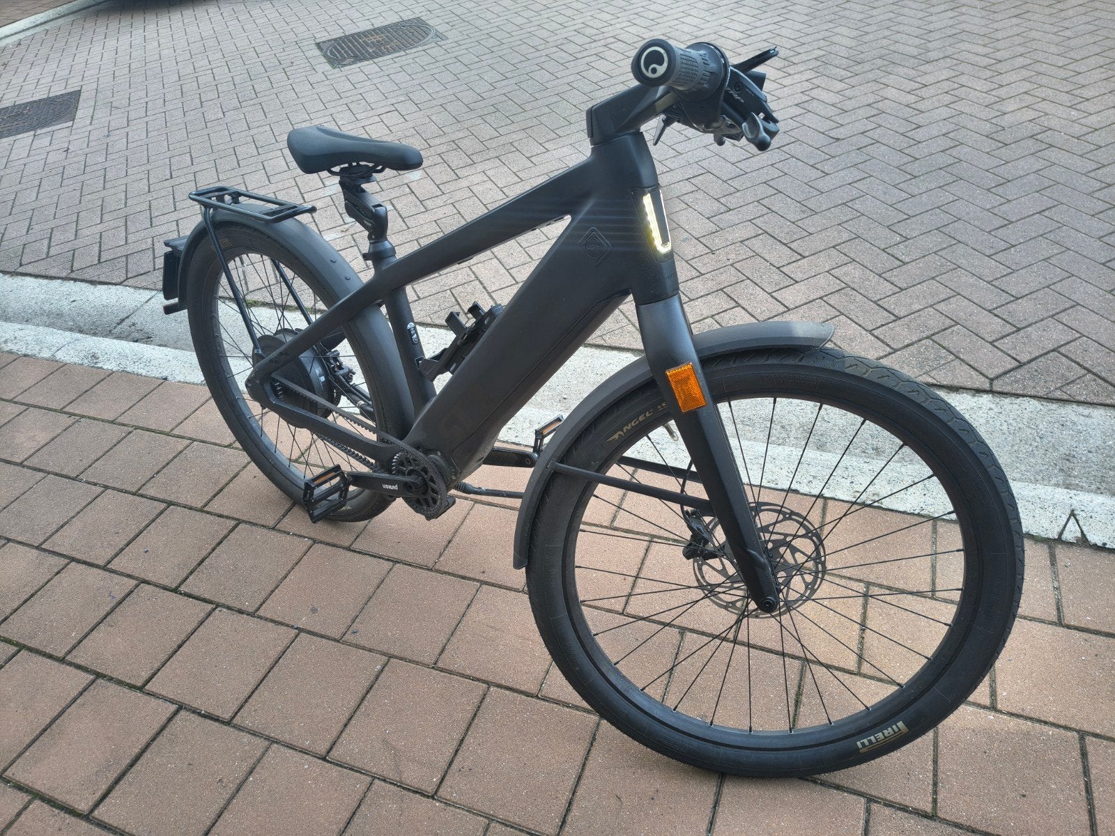 Stromer ST3 Pinion 2023 - 2620km - Maat M, Vélos & Vélomoteurs, Vitesses, Stromer st3, Comme neuf, Enlèvement