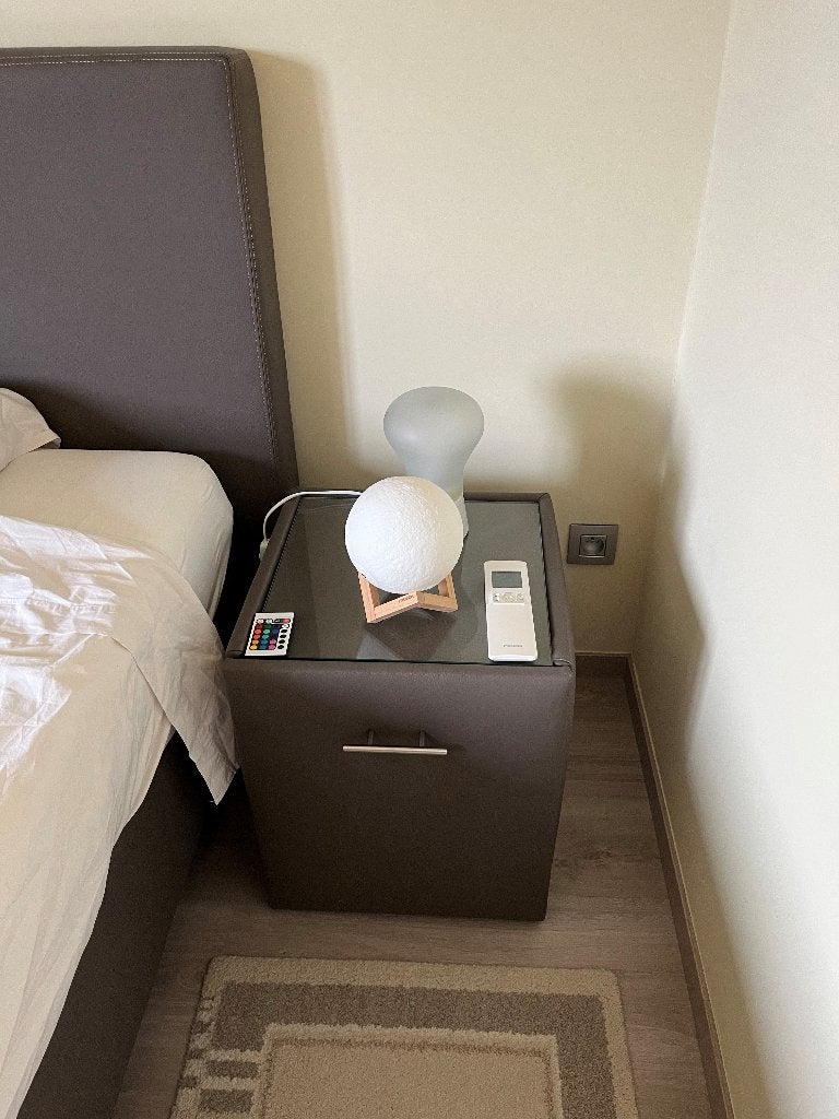 Nachtkastjes, Huis en Inrichting, Ophalen, Overige materialen, Minder dan 45 cm, Zo goed als nieuw