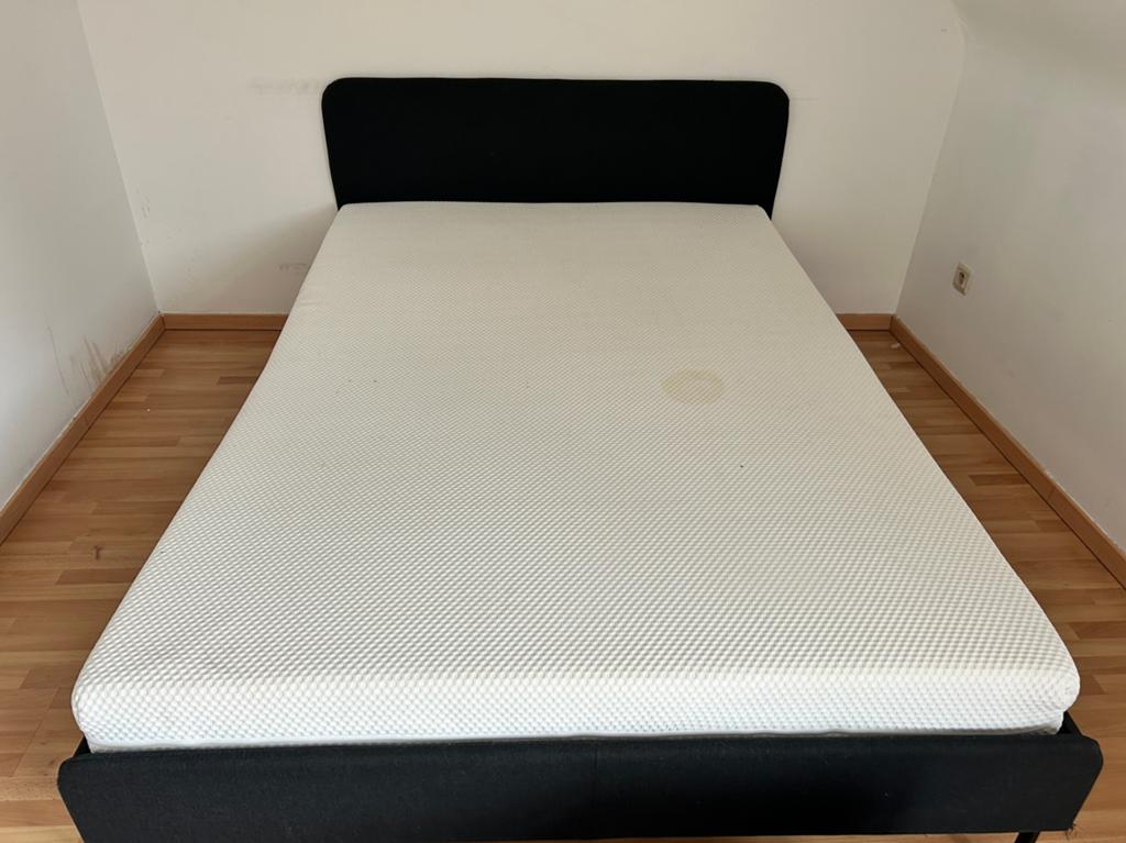 Lit à vendre, Tissu, Bed, 140 cm, Enlèvement