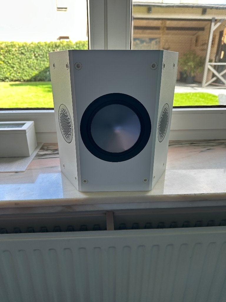 paar monitor audio surround luidsprekers, Audio, Tv en Foto, Ophalen of Verzenden, Zo goed als nieuw, 60 tot 120 watt, Monitor Audio