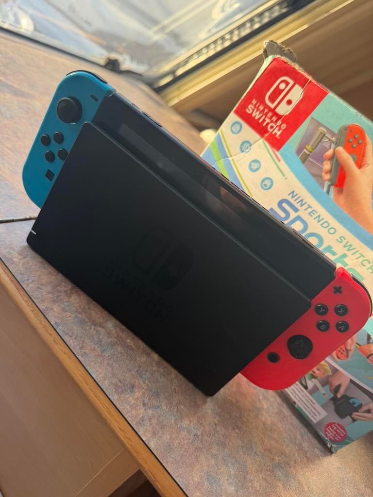 Nintendo switch sports Parfaite état Avec la manette, Ophalen, Zo goed als nieuw