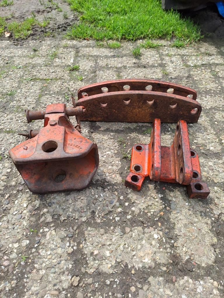 Renault master tractor onderdelen, Zakelijke goederen, Landbouw | Onderdelen | Banden, Velgen en Assen, Ophalen