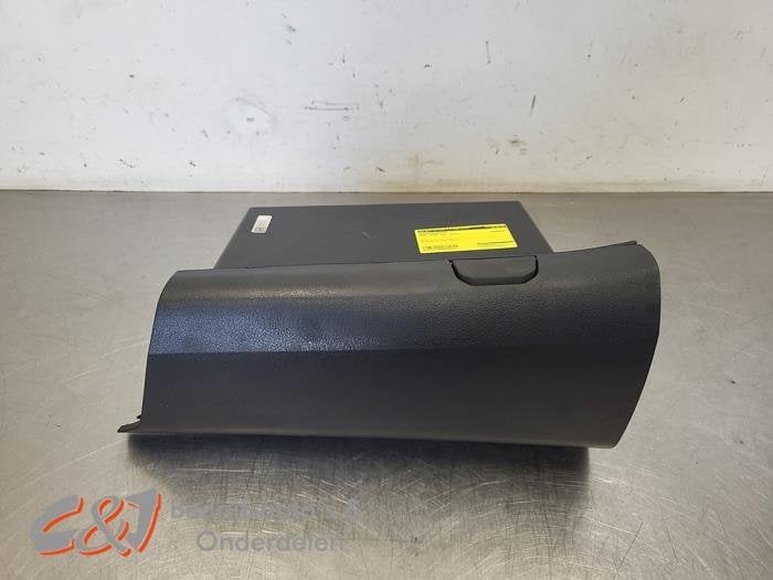 Boîte à gants d'un Fiat Scudo, -, 3 mois de garantie, Utilisé, Fiat