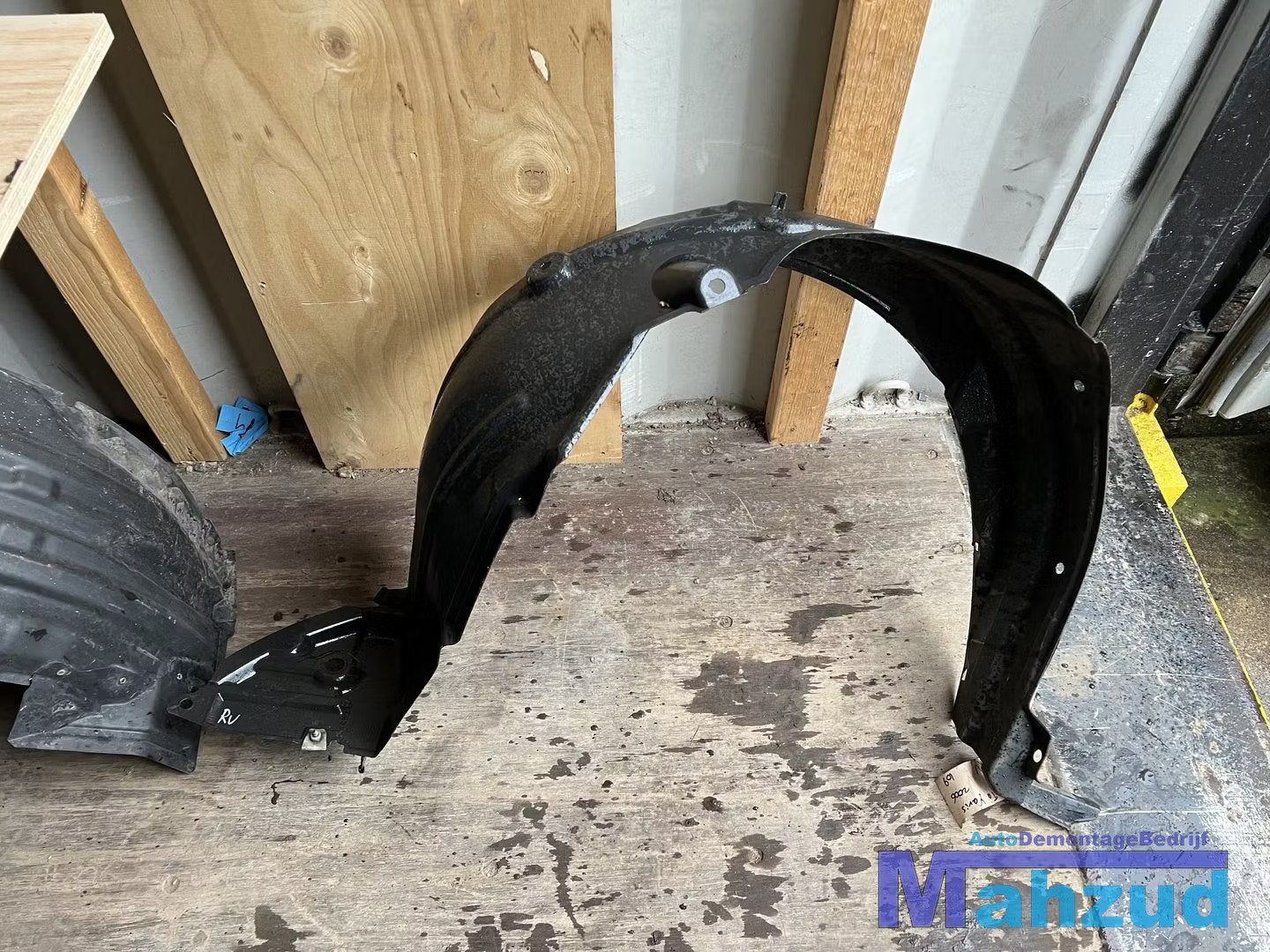TOYOTA YARIS P9 rechts voor modderkuip binnenscherm2005-2010, Info@toyota.co.jp, Gebruikt, Toyota Motor Corporation, Toyota-Cho 1
471-8571  Toyota City