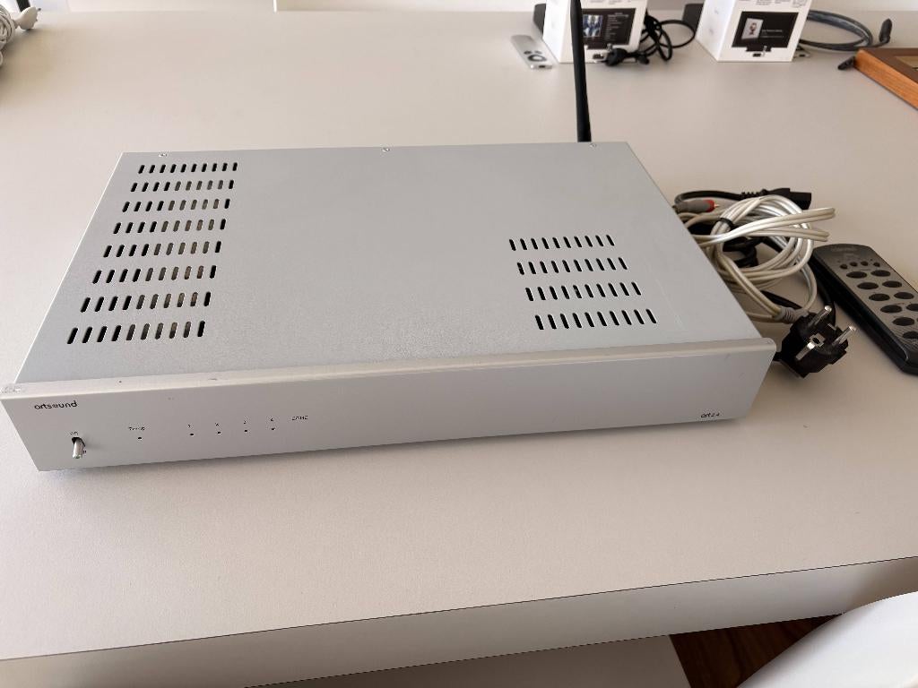 Versterker Artsound ART 2.4, Audio, Tv en Foto, Ophalen, Gebruikt