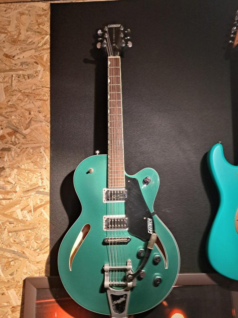 Gretsch G5620T centerblock, Musique & Instruments, Instruments à corde | Guitares | Électriques, Enlèvement, Comme neuf, Semi-solid body