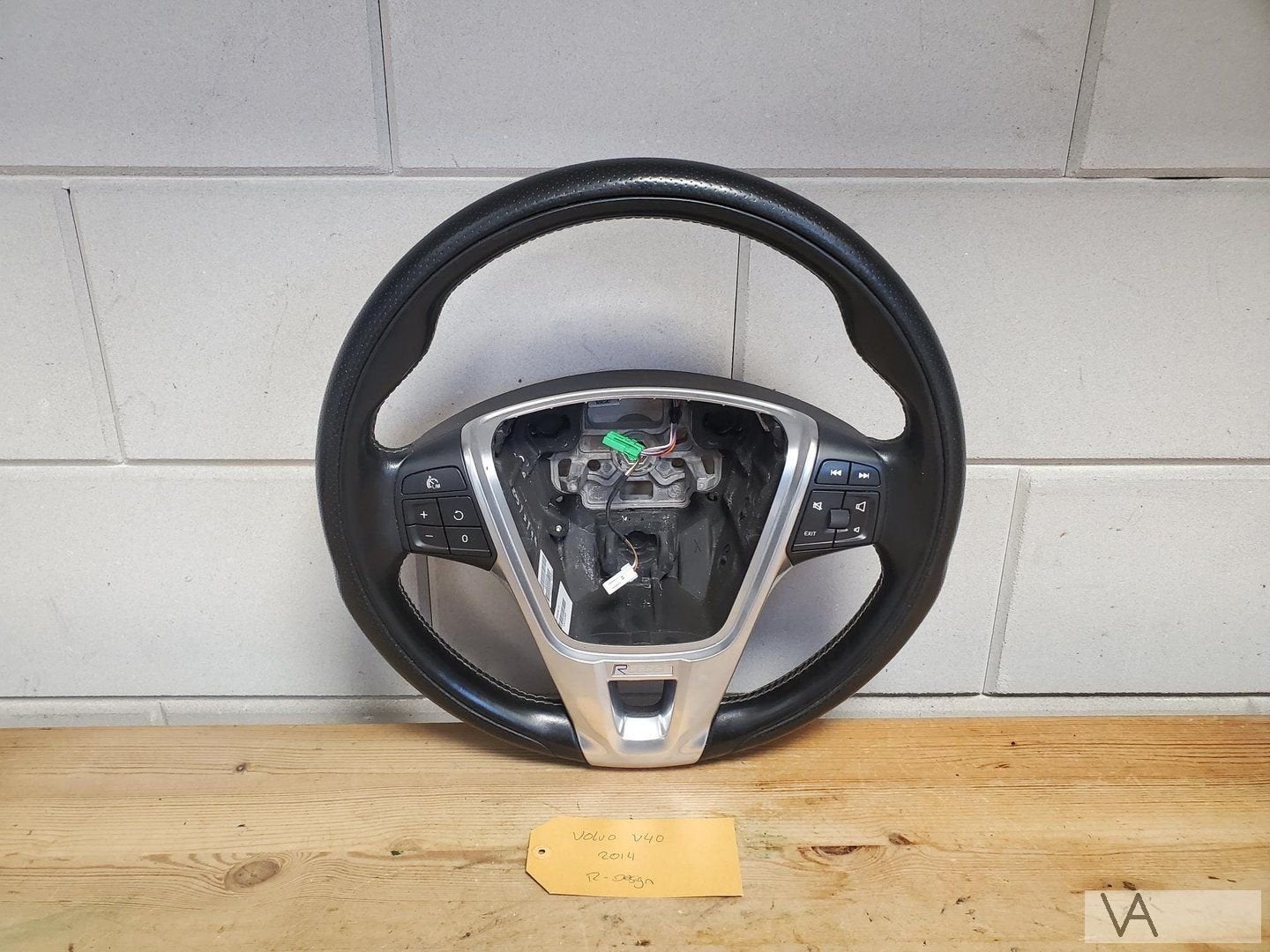 Volvo V40 2012 - 2017 stuur R design R-design nette staat, -, -, -, Enlèvement ou Envoi