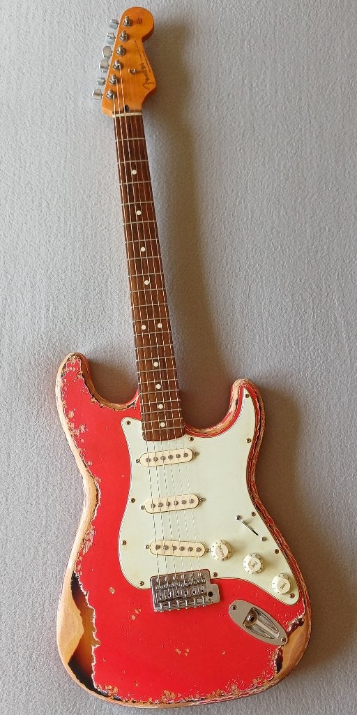 Fender Stratocaster Torino Red over Sb Nitro Heavy Relic, Musique & Instruments, Enlèvement ou Envoi, Utilisé, Solid body, Fender