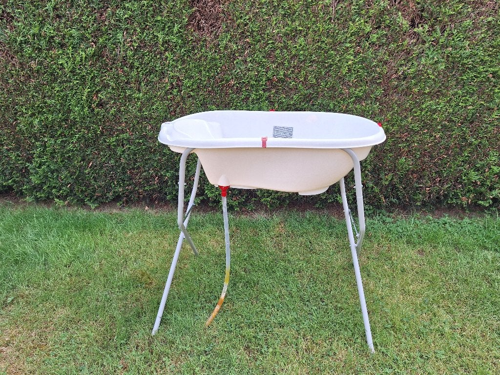 Baignoire Bebelouga blanc + support avec tuyau de vidange, Enlèvement, Utilisé, Baignoire, Autres marques