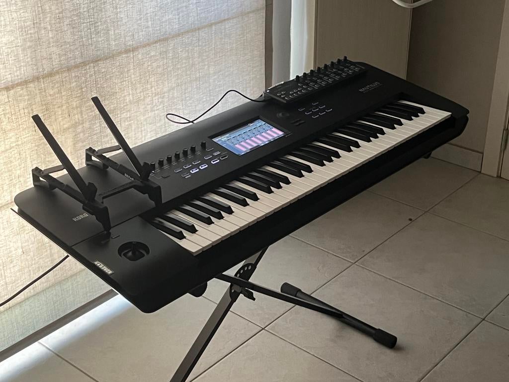 Korg Nautilus workstation synth 61 toetsen., Enlèvement, Comme neuf, 61 touches, Korg