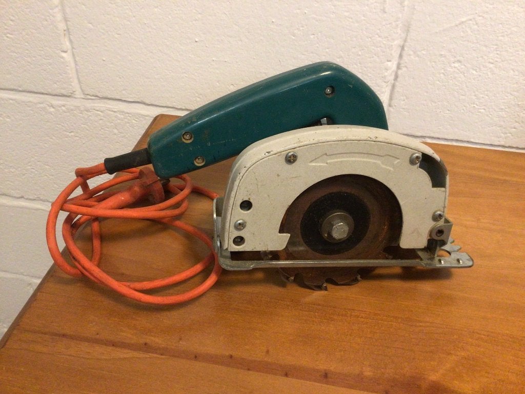 Scie circulaire, Enlèvement, Utilisé, Scie circulaire, Black&Decker