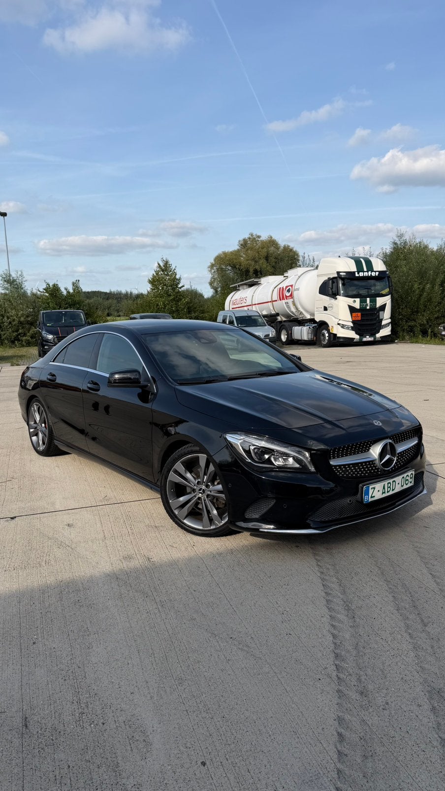 Mercedes CLA 180 automatisch, Auto's, 4 cilinders, Leder en Stof, Zwart, 1595 cc