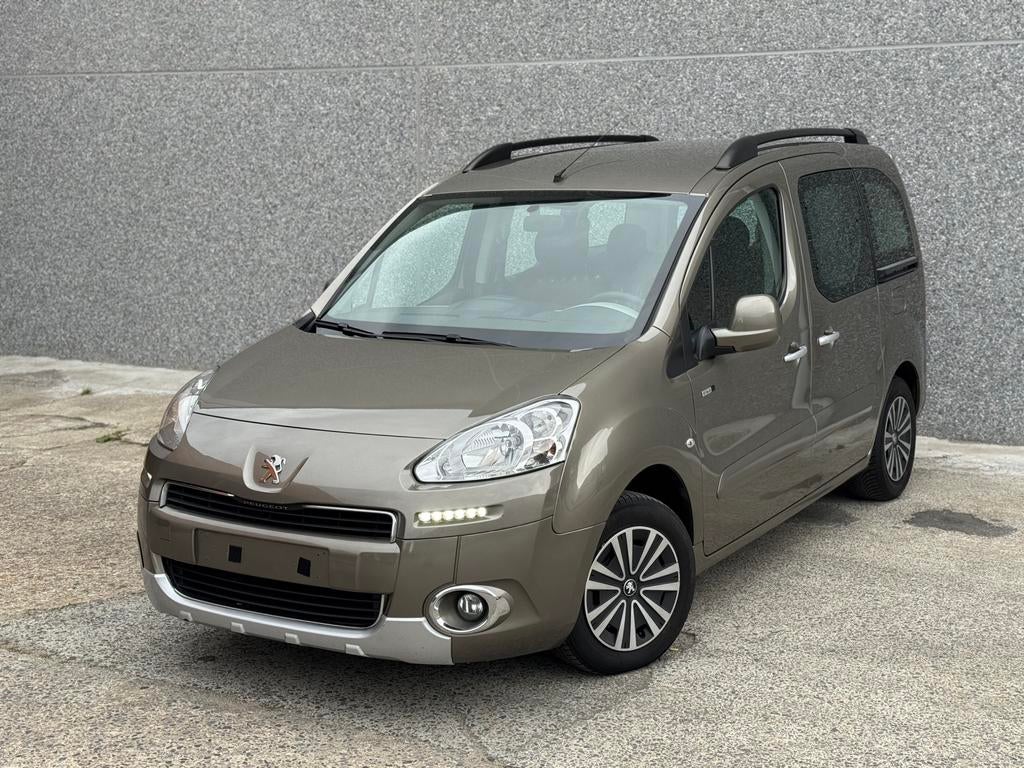 Peugeot Partner Style 1.6e-HDI 92PK Airco - 1e Eigenaar!, Voorwielaandrijving, Beige, 4 cilinders, Start-stop-systeem