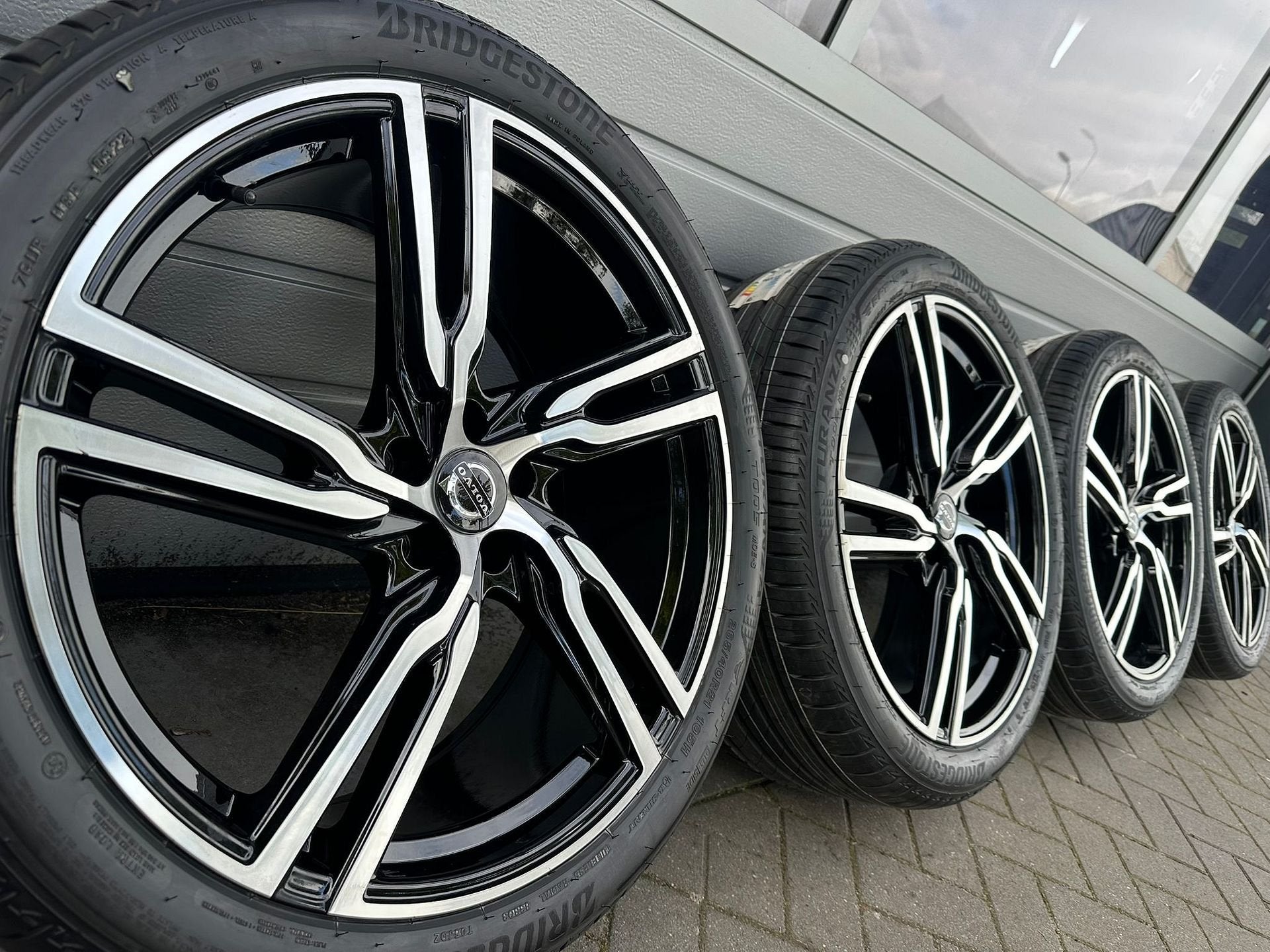 21 " Volvo XC90 XC60 XC40 C40 EX90 Inscription R-line velgen, -, 265 mm, -, Banden en Velgen