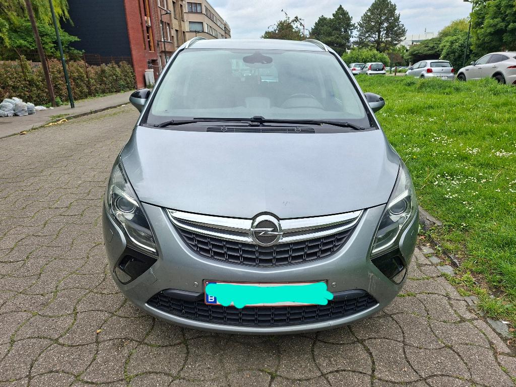 Opel Zafira Tourer 1.4 Benzine + LPG, Auto's, Opel, Monovolume, Regensensor, 7 zetels, Leder