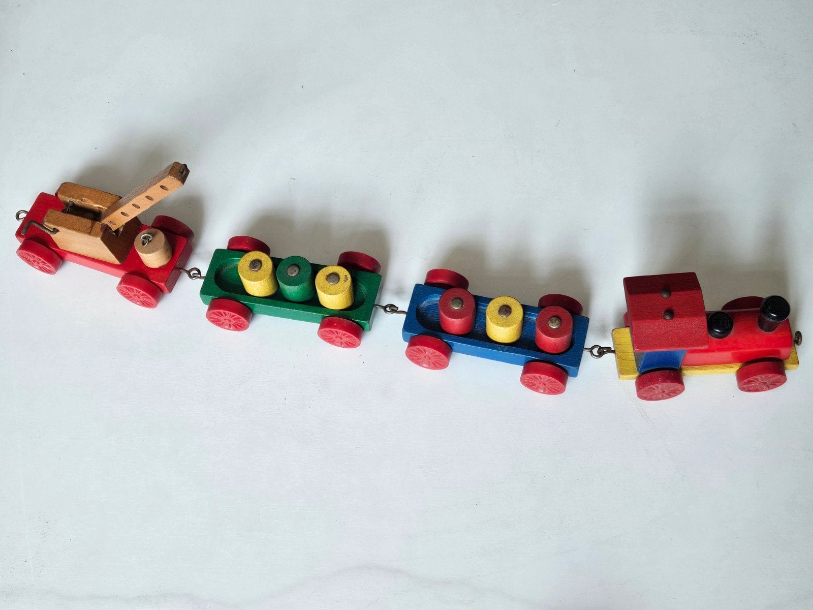 Petit train vintage en bois. Années 70, Enfants & Bébés, Enlèvement