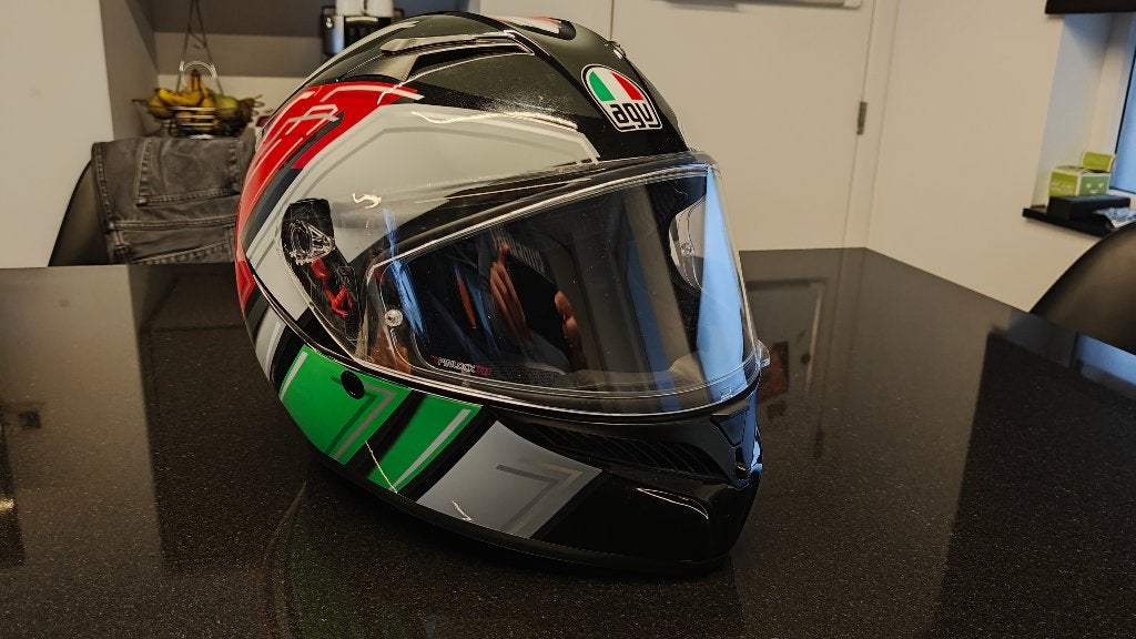 L'AGV K3 ne se distingue pas du neuf, Femmes, Seconde main, Enlèvement ou Envoi, Casque intégral