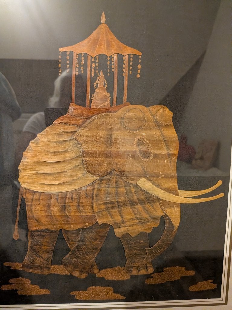 kader met olifant met hout bewerkt, Antiek en Kunst, Ophalen