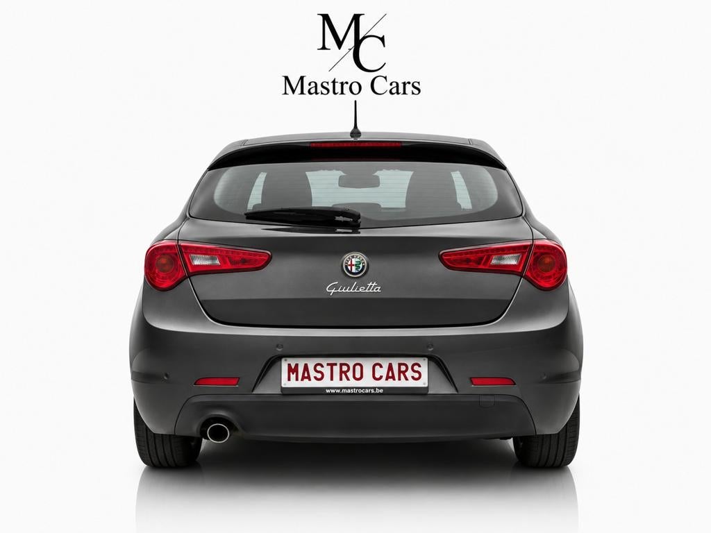 Alfa Romeo Giuletta 1.4 115ch 2013 119.000km Garantie, Autos, Alfa Romeo, Achat, Garantie prolongée, Boîte manuelle, Noir