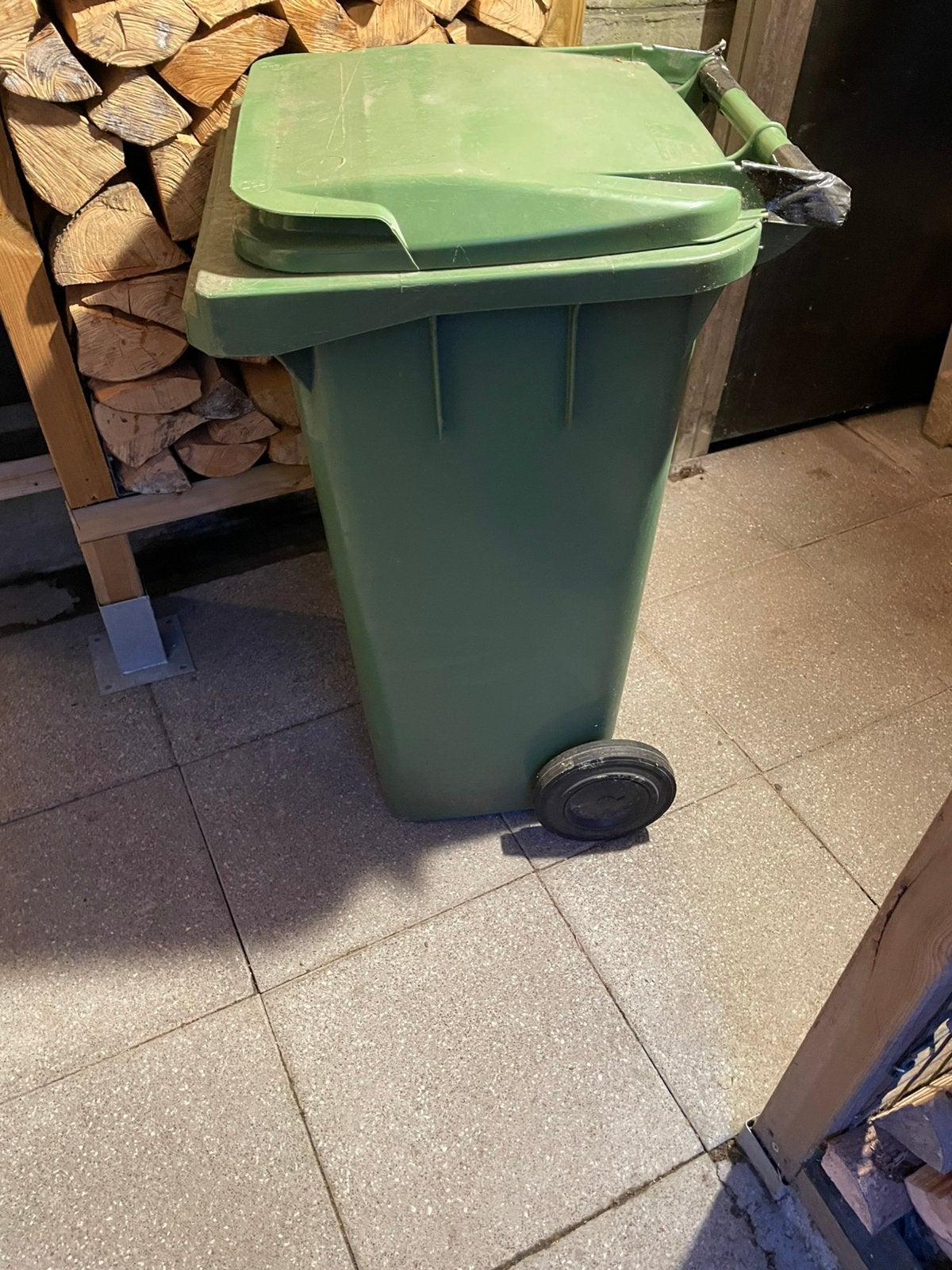 GRATIS 120L groene container, Ophalen