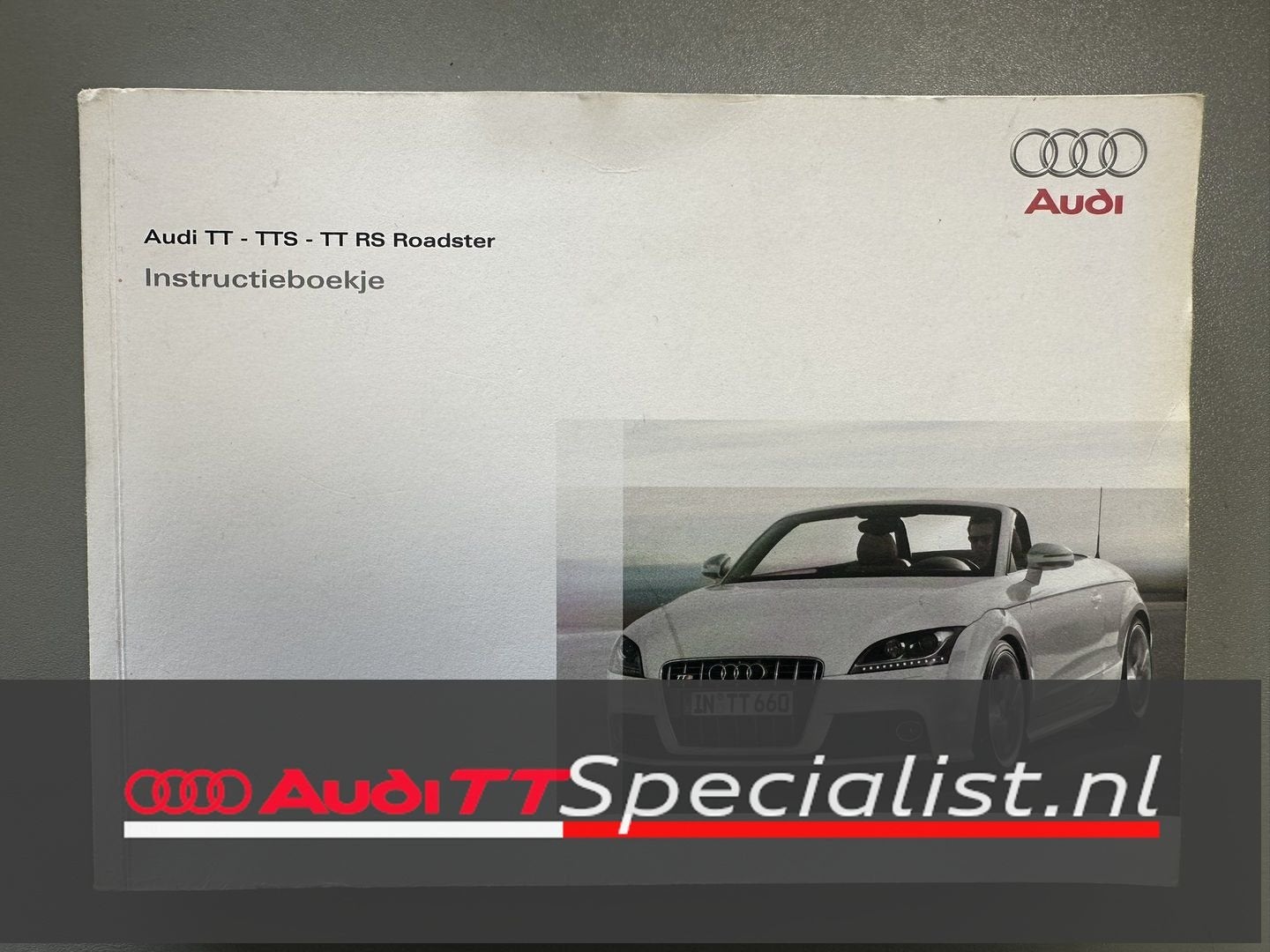 Instructieboekje orgineel NL Audi TT / TTS / TT RS MK2 8J, Ophalen of Verzenden, Zo goed als nieuw