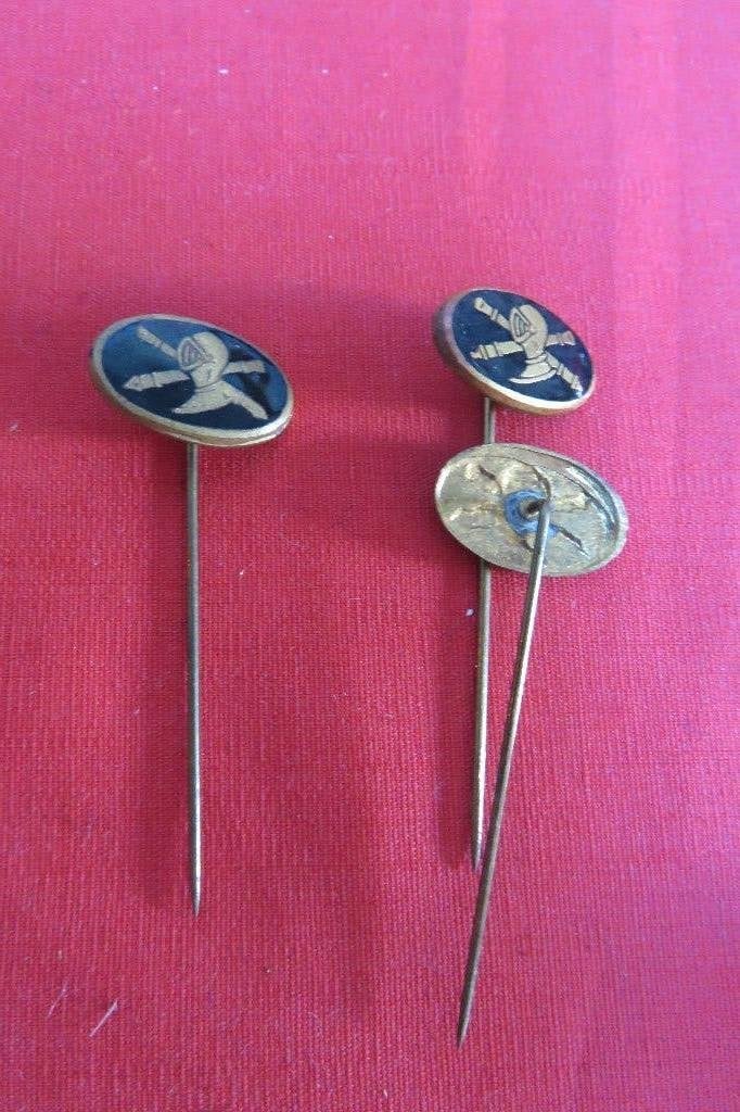 Epingle de cravate : Blindés, Collections, Enlèvement ou Envoi, Armée de terre, Emblème ou Badge