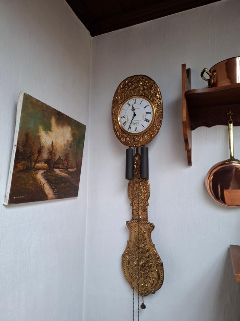 Horloge murale France Franche-Comté, Enlèvement