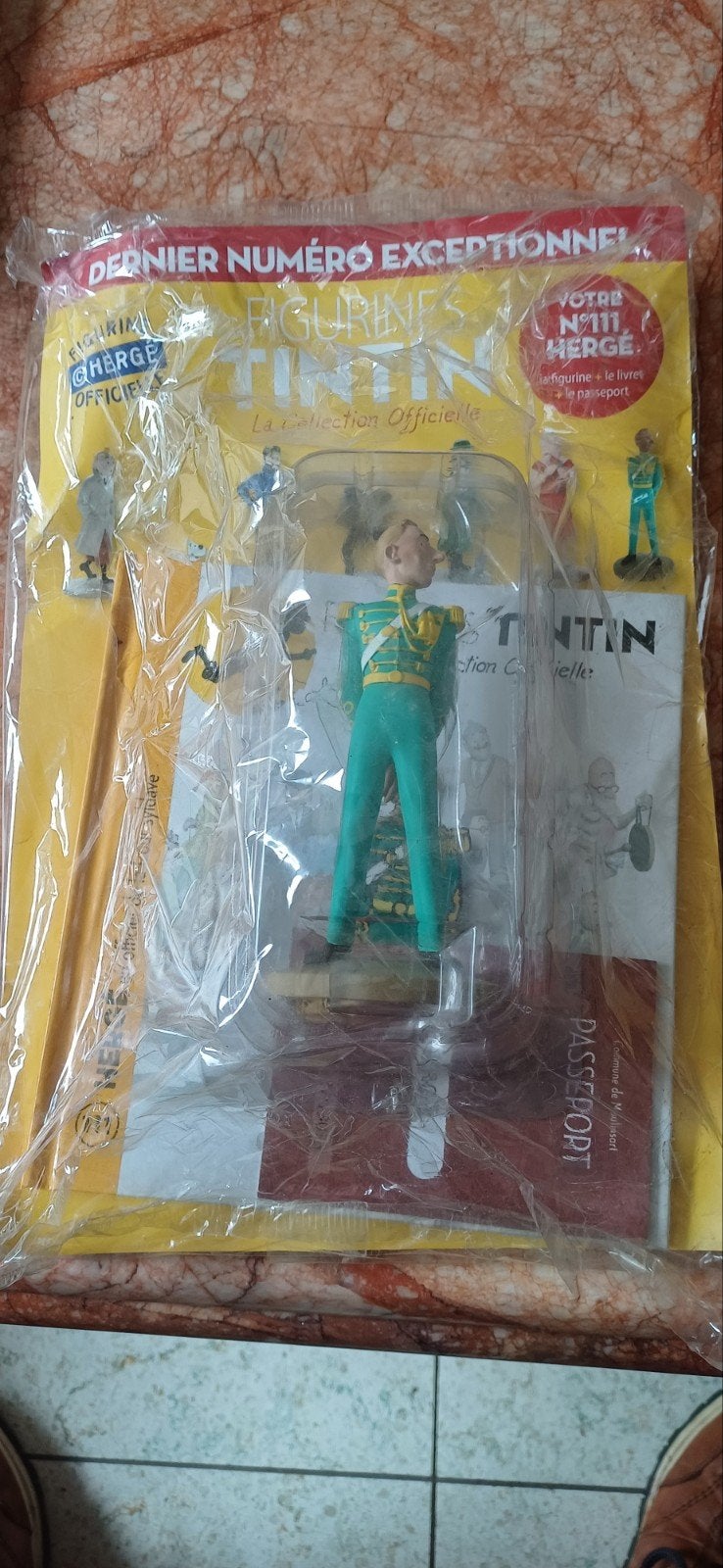 Hergé en officier de la cour Syldave, Collections, Enlèvement ou Envoi, Tintin
