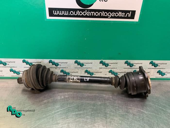 Arbre de transmission avant gauche d'un Audi A4 (A4 99-), -, 3 mois de garantie, Audi, Utilisé
