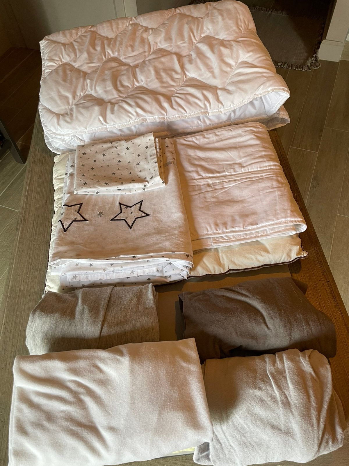 Matelas + protecteur et couette - 5 draps, Matelas, Moins de 70 cm, Comme neuf, Enlèvement