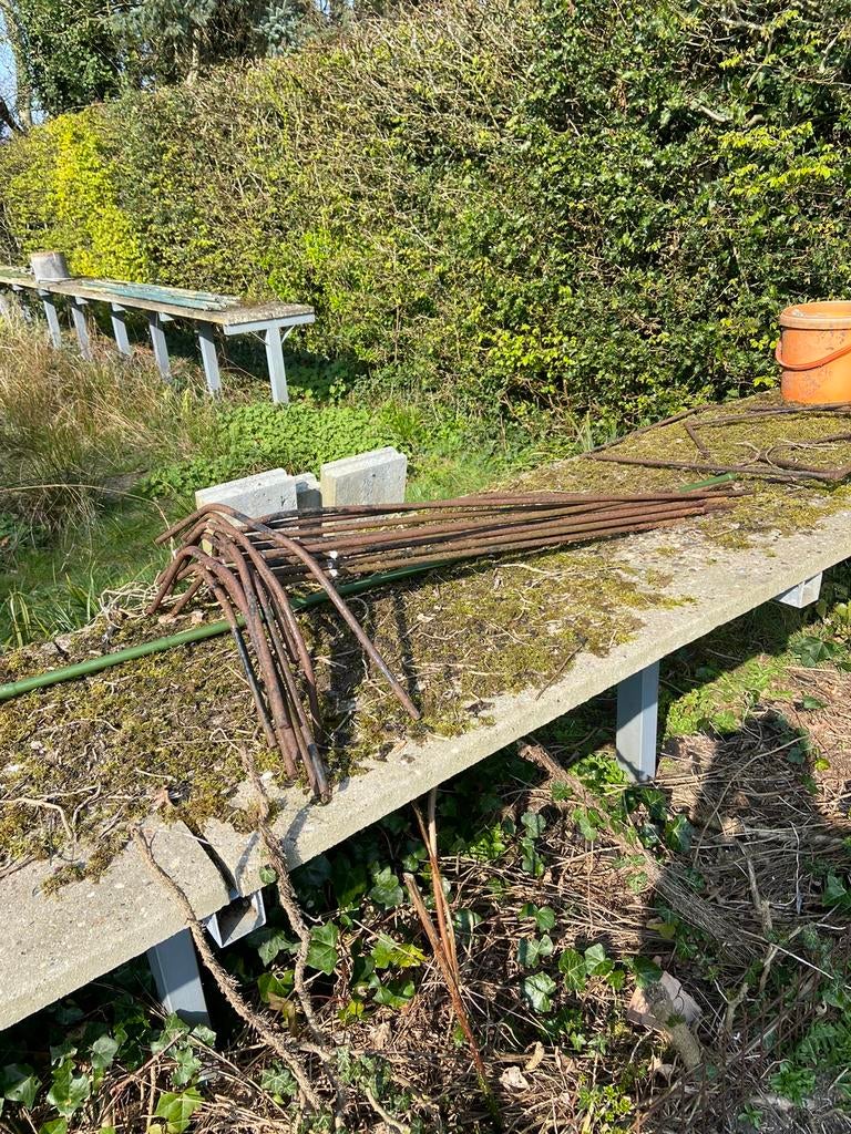 Ijzeren plantensteun, Ophalen, Zo goed als nieuw