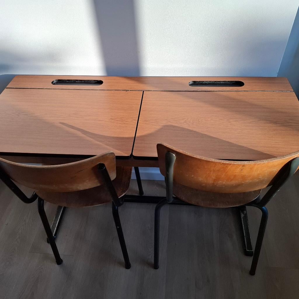 Knutsel schoolbank 2stoelen Kind, Kinderen en Baby's, Ophalen, Gebruikt, Tafel(s) en Stoel(en)