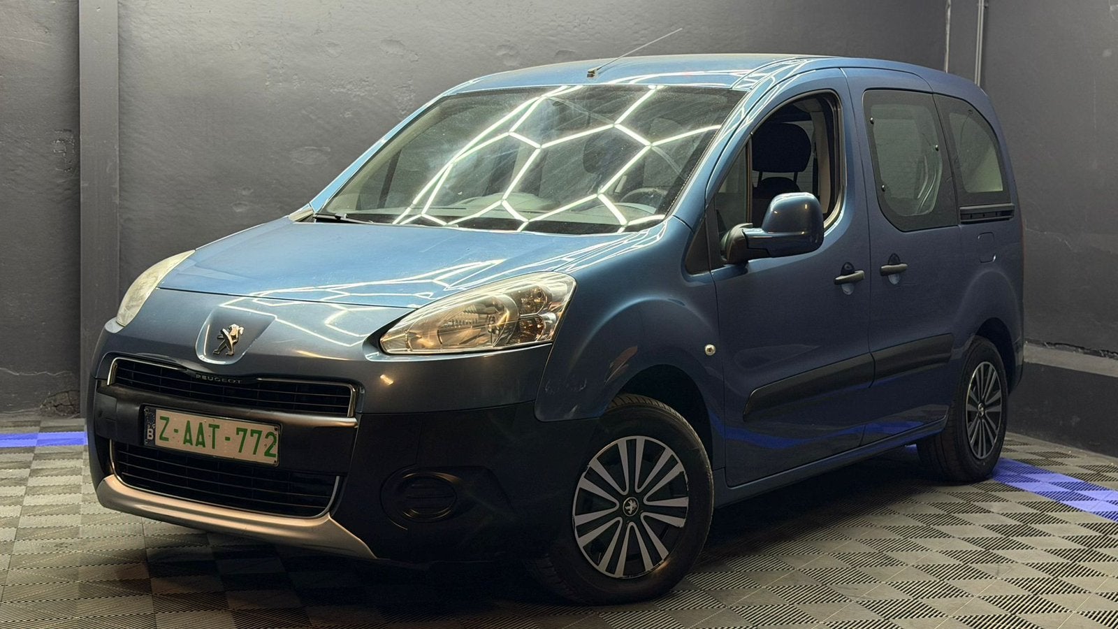 Peugeot partner 2013 1.6hdi Automatt, Auto's, Peugeot, Automaat, Euro 5, 1600 cc, Bedrijf