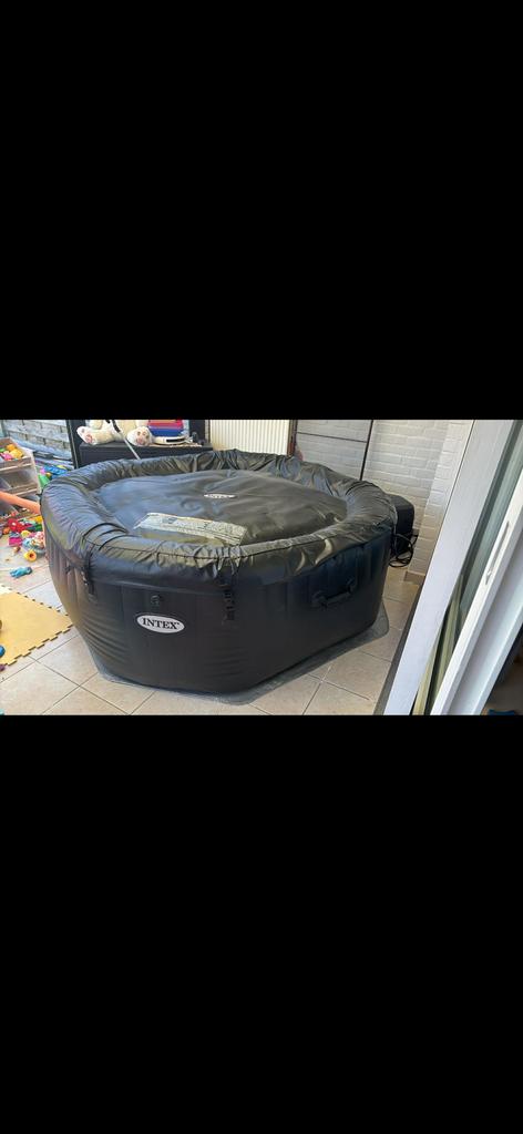 Jacuzzi pure spa 4 personen, Enlèvement, Comme neuf, Tapis de sol