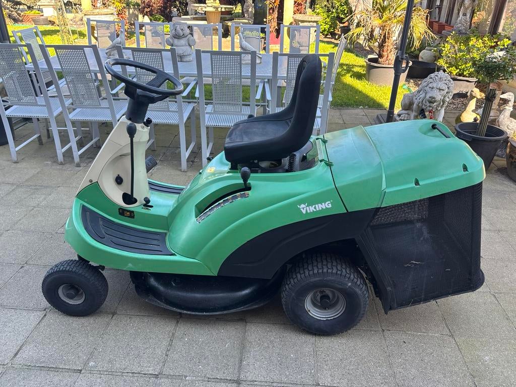 Mooie compacte viking MR385 grasmaaier zitmaaier stihl, Ophalen, Zo goed als nieuw