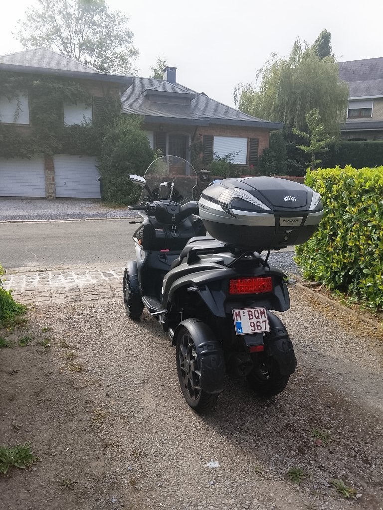Scoot 350cc sans permis moto, Motoren, Motoren | Yamaha, Particulier, Overig, 12 t/m 35 kW, Handvatverwarming, LED Verlichting