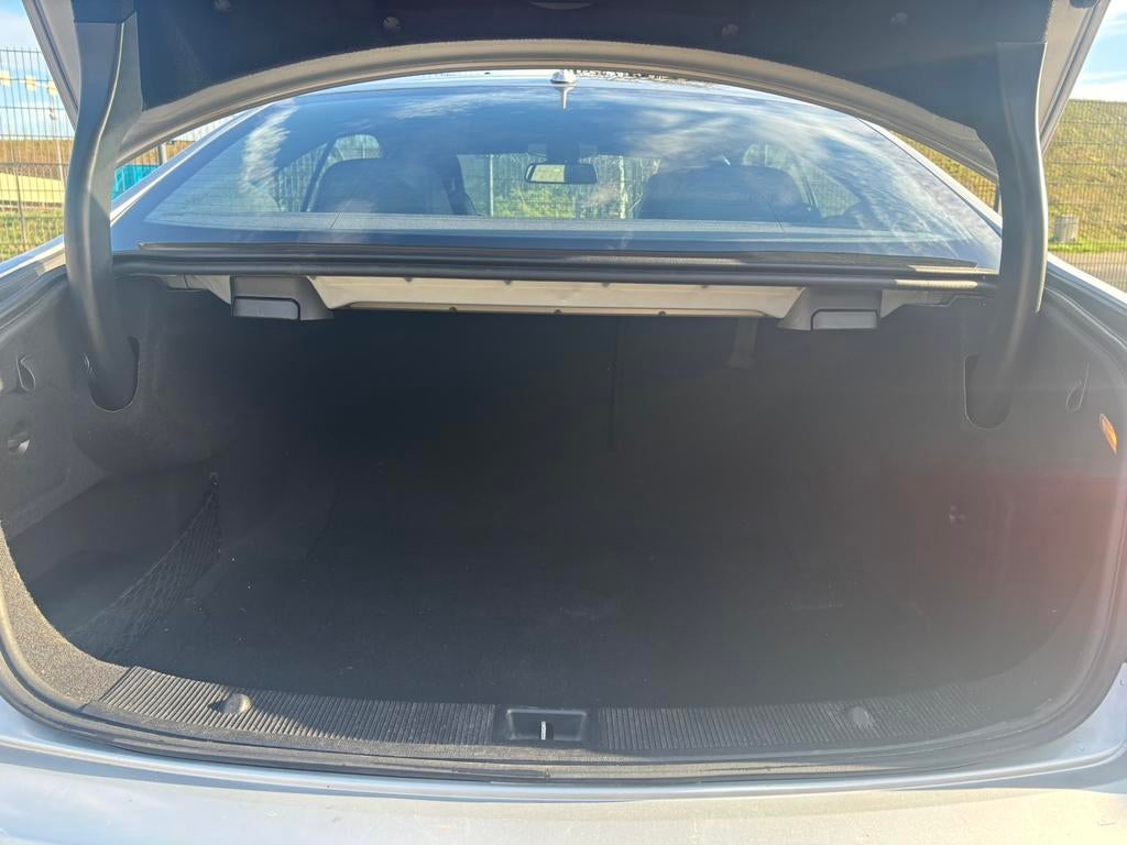 Mercedes E220 Coupé AUT 2015 FULL OPTION Dealer Onderhoude, Autos, Argent ou Gris, Achat, Euro 6, Carnet d'entretien
