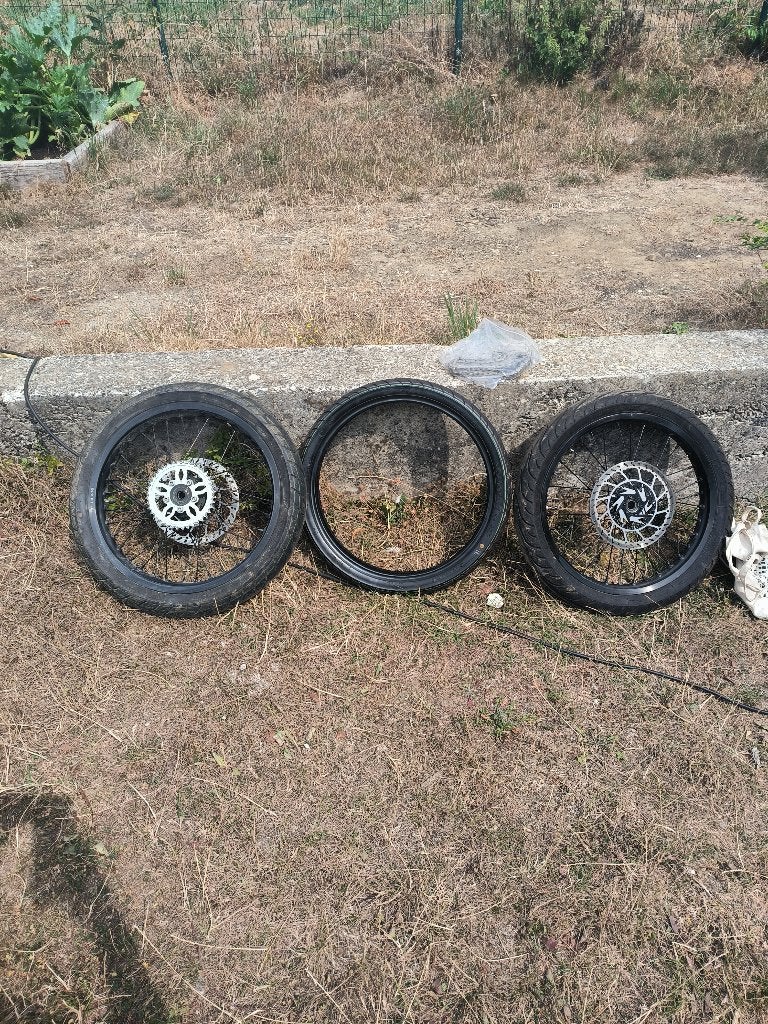 Talaria supermoto-set, Motoren, Ophalen, Nieuw