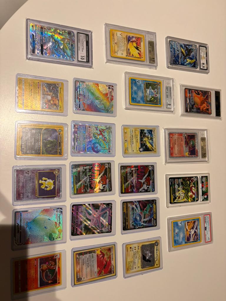 Groot lot kaartjes slabs , full arts , ex , holo en reverse, Ophalen of Verzenden, Zo goed als nieuw