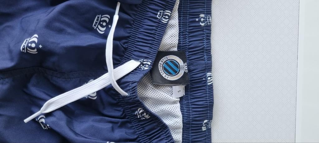 Zwemshort club brugge, Ophalen, Zwemshort