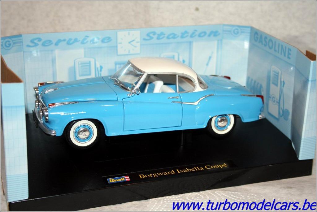 Borgward Isabella Coupé 1/18 Revell, Enlèvement ou Envoi, Comme neuf, Voiture, Revell