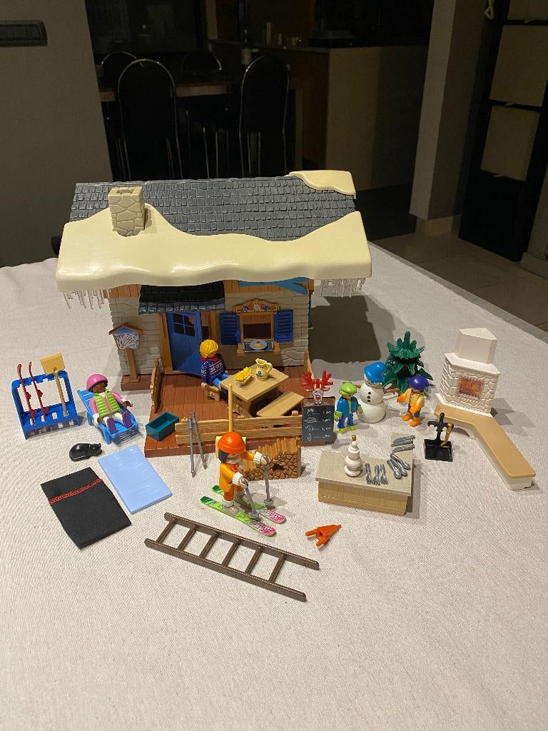Playmobil skihut (9280), Kinderen en Baby's, Speelgoed | Playmobil, Ophalen of Verzenden, Zo goed als nieuw