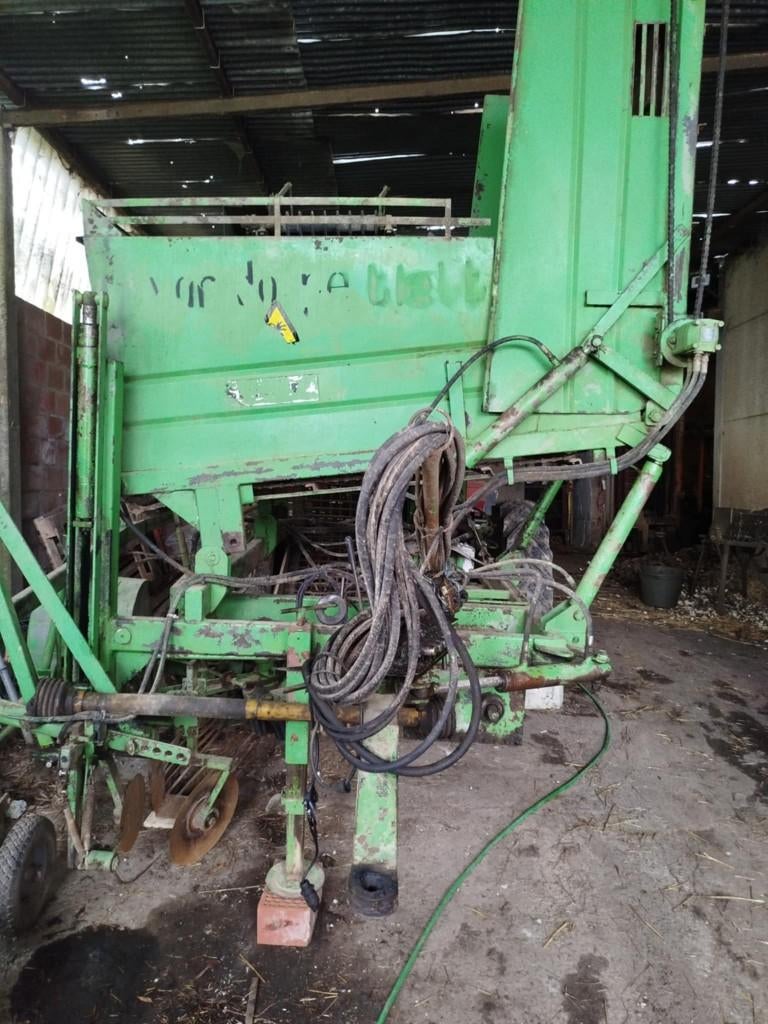 arracheuse chicons de la marque Verstraete, Enlèvement