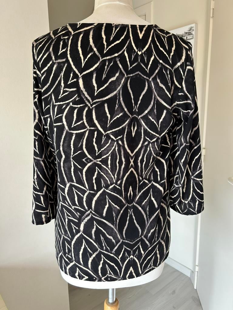Leuke bloes Punto 38, Kleding | Dames, Maat 38/40 (M), Zwart, Ophalen of Verzenden, Zo goed als nieuw