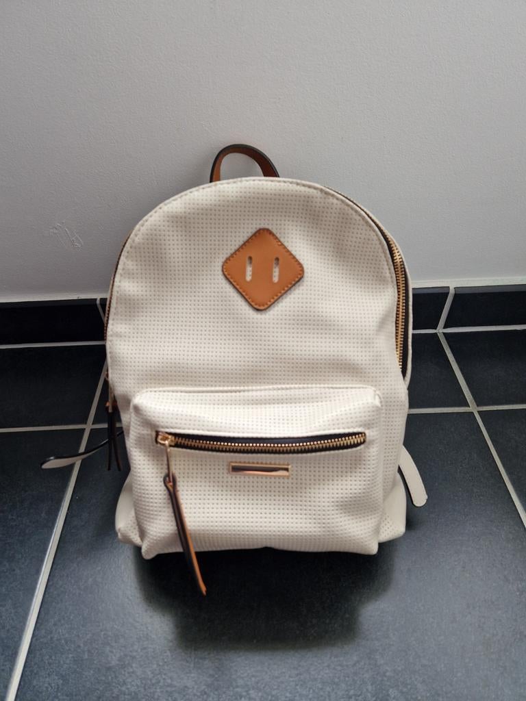 Sac à dos en simili cuir, beige, Chaussea, Enlèvement ou Envoi, Comme neuf, Autres marques