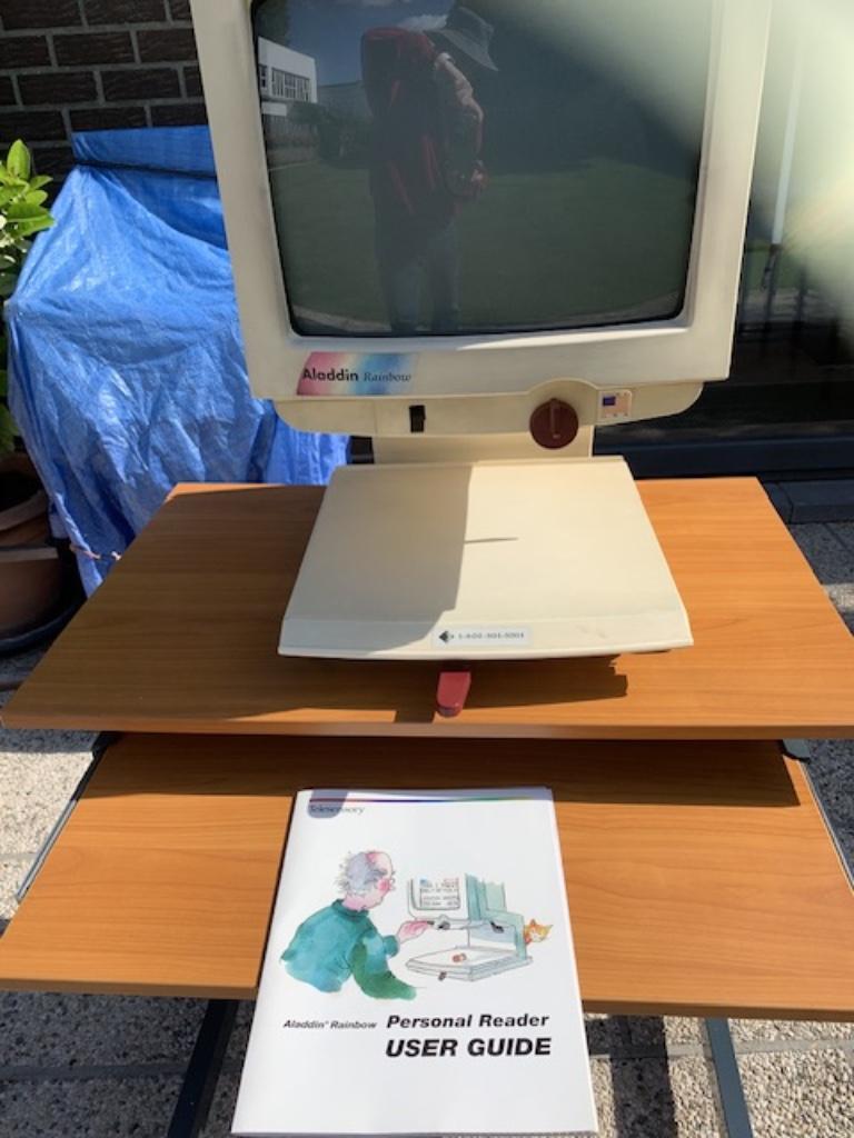 Appareil pour malvoyant, Utilisé, Lampe loupe