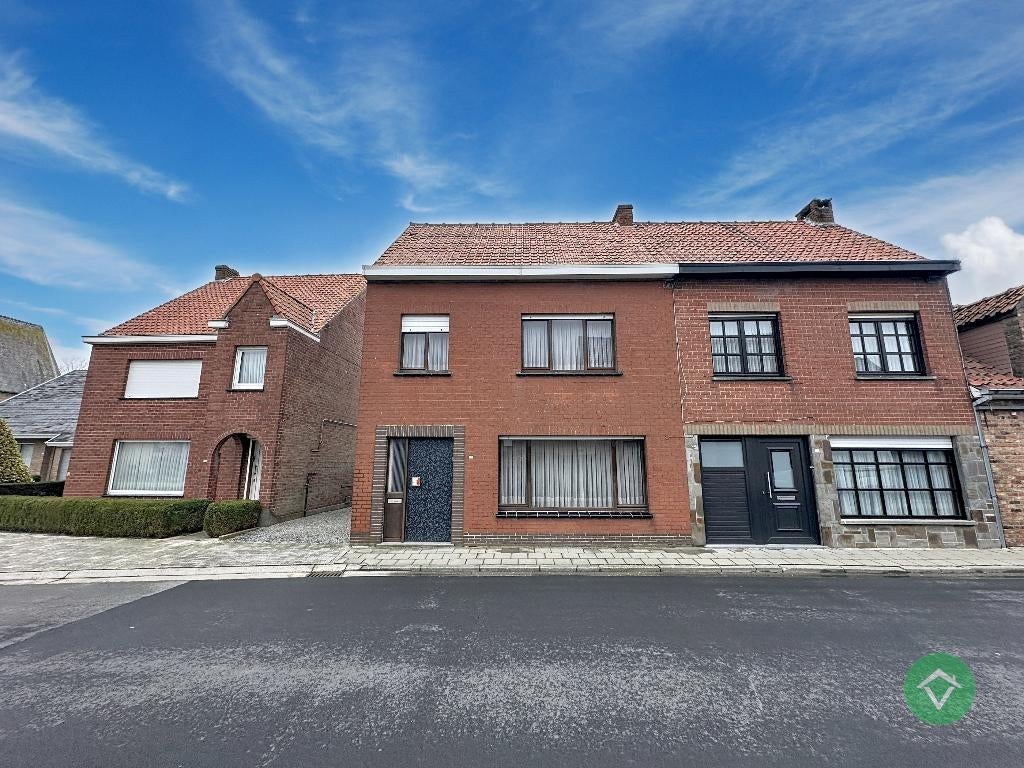 Solide woning op topligging in Diksmuide, Immo, 200 tot 500 m², 861 kWh/m²/jaar, 138 m², 3 kamers