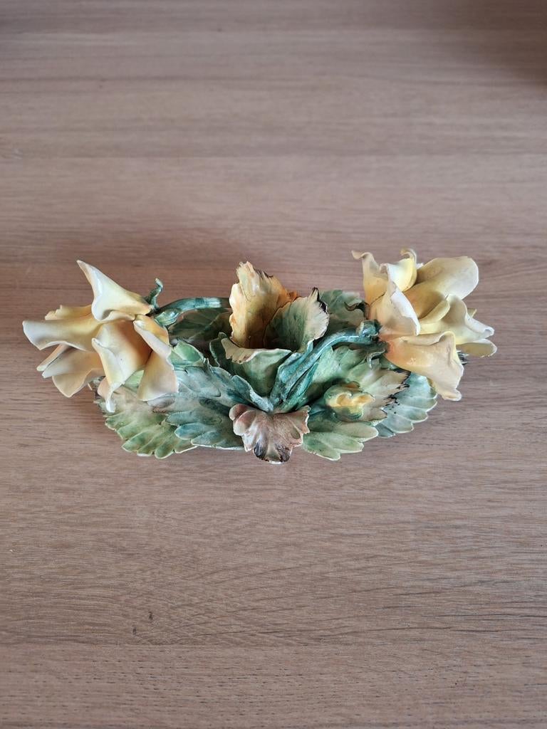 Capodimonte porselein bloemstuk, Enlèvement ou Envoi